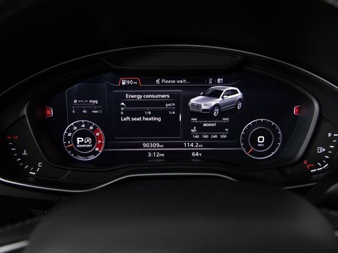 Used 2018 Audi SQ5 Premium Plus w/ Navigation Package image 31