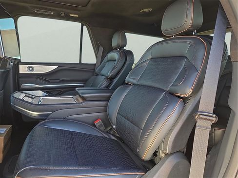 New 2026 Lincoln Navigator Black Label image 13