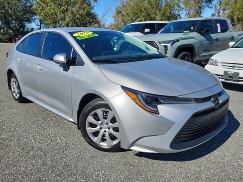 Used 2026 Toyota Corolla LE image 8