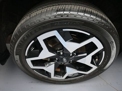Certified 2023 Hyundai Santa Cruz Limited AWD/4WD image 12