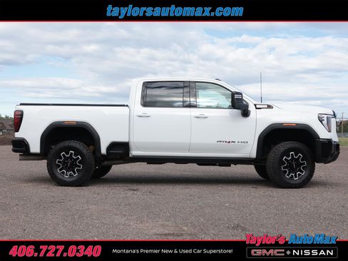 Used 2024 GMC Sierra 2500 AT4X AWD/4WD image 3