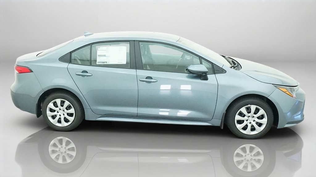 New 2027 Toyota Corolla LE FWD image 7