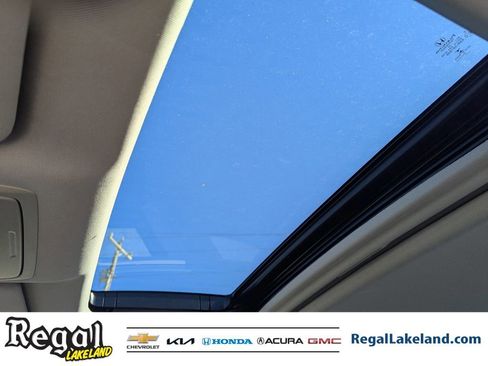 Used 2022 Honda Accord EX-L image 18