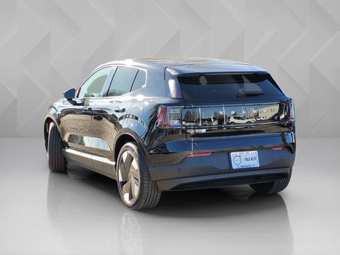 New 2026 Volvo EX30 Ultra w/ Protection Package Premier AWD/4WD image 4