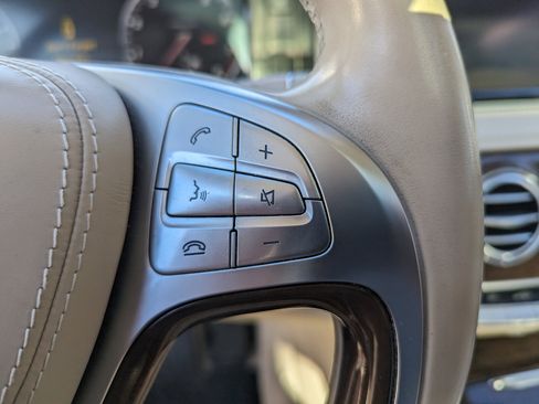 Used 2017 Mercedes-Benz S 550 4MATIC Sedan image 16