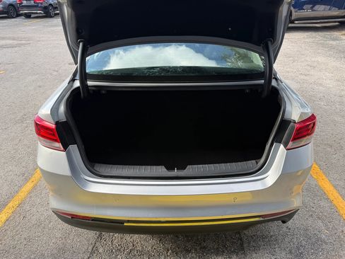 Used 2018 Kia Optima LX image 7