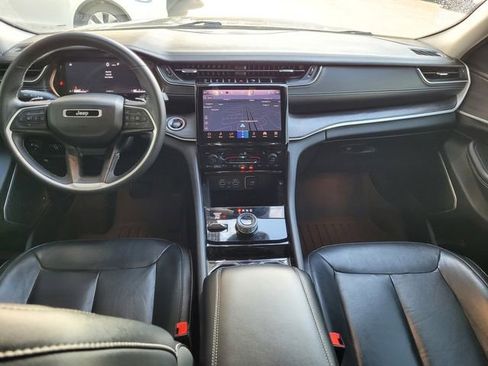 Certified 2022 Jeep Grand Cherokee L Limited AWD/4WD image 6
