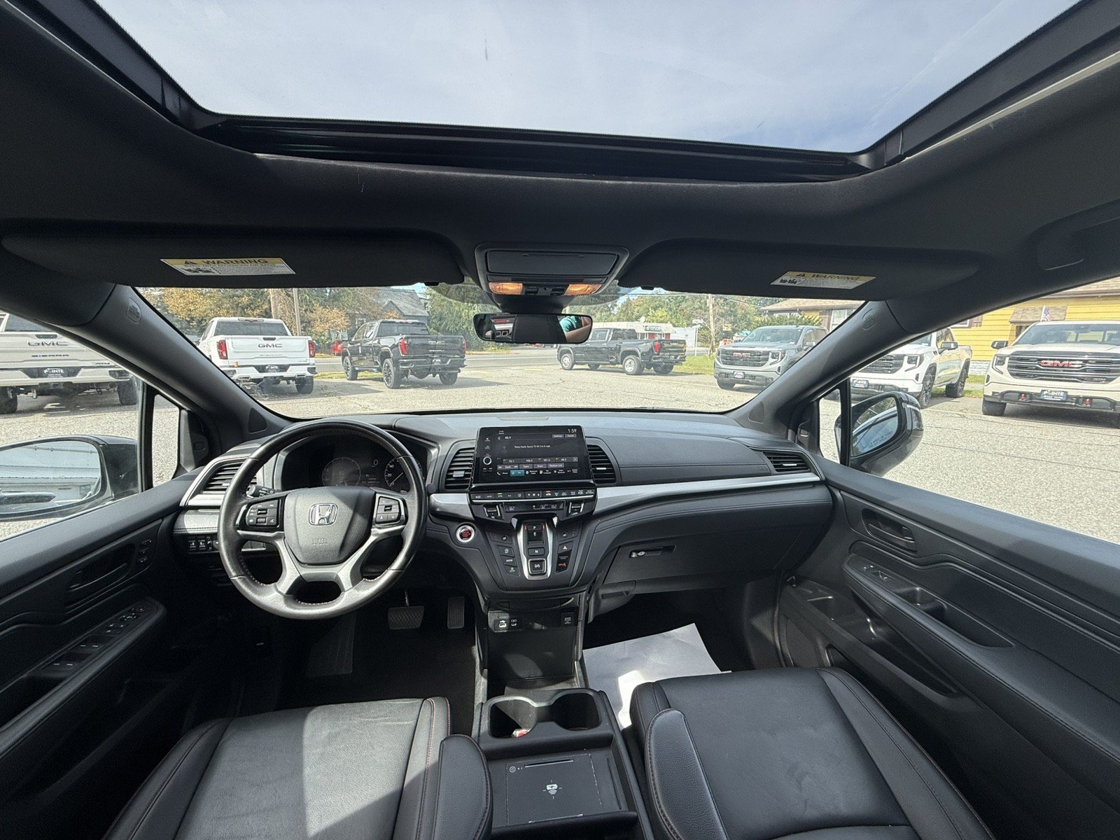 Used 2025 Honda Odyssey Sport-L image 27