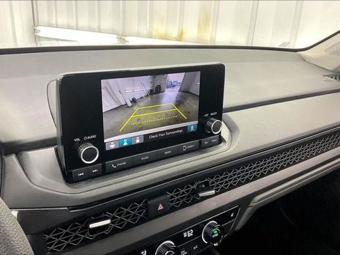 Certified 2024 Honda Accord EX image 28