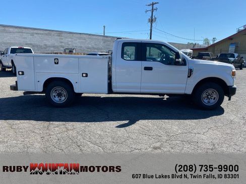 Used 2020 Ford F250 XL w/ Power Equipment Group RWD image 9