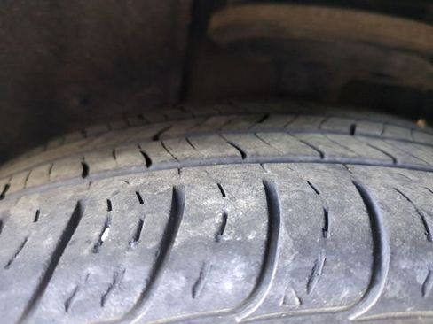 Used 2016 Toyota Camry SE FWD image 11