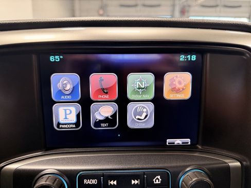 Used 2015 Chevrolet Silverado 1500 LT w/ Custom Sport Edition image 42