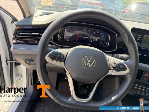 Used 2025 Volkswagen Jetta SEL FWD image 16