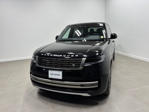 Used 2026 Land Rover Range Rover Long Wheelbase SE AWD/4WD image 2