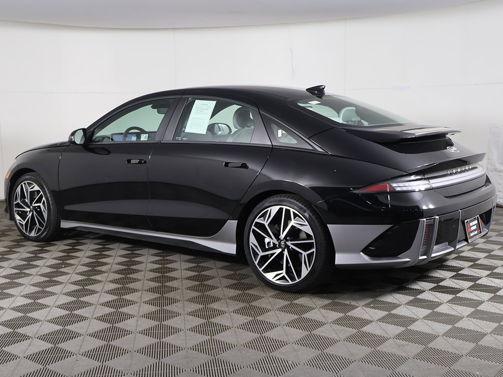 Used 2024 Hyundai Ioniq 6 SEL RWD image 9