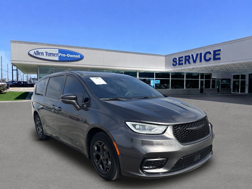 Used 2022 Chrysler Pacifica Touring-L w/ S Appearance Package FWD image 38