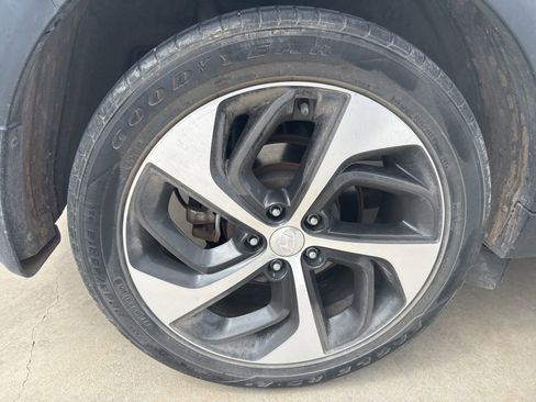 Used 2017 Hyundai Tucson Sport image 21