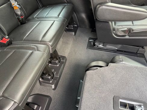 Used 2024 GMC Yukon Denali image 55