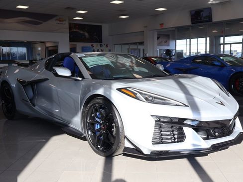 New 2026 Chevrolet Corvette Z06 w/ Z07 Performance Package image 9