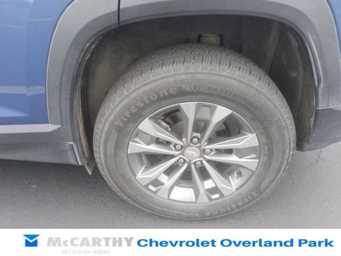 Used 2025 Chevrolet Equinox LT FWD image 9
