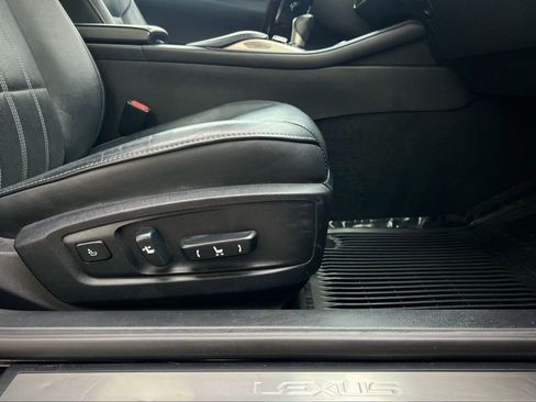 Used 2017 Lexus ES 350 w/ Luxury Package image 32