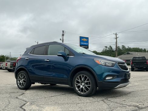 Certified 2019 Buick Encore Sport Touring w/ Safety Package AWD/4WD image 5