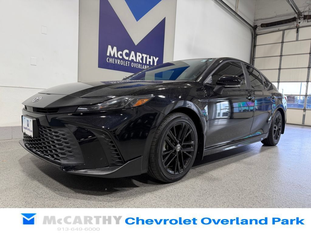 Used 2025 Toyota Camry SE w/ Multimedia Upgrade Package AWD/4WD image 9