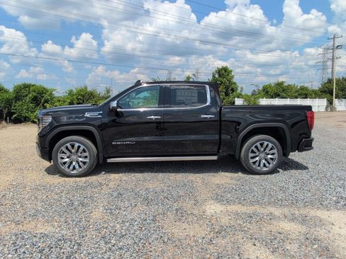 New 2026 GMC Sierra 1500 Denali w/ Denali Reserve Package AWD/4WD image 2