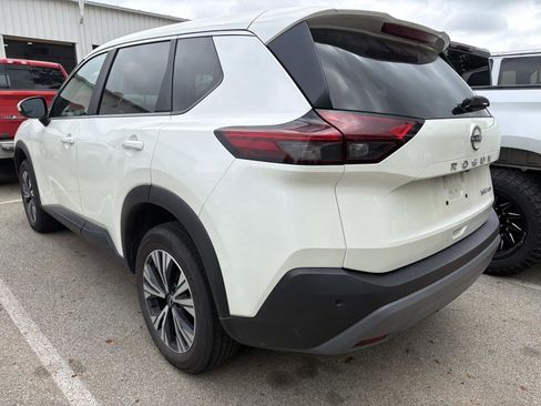 Used 2023 Nissan Rogue SV AWD/4WD image 4