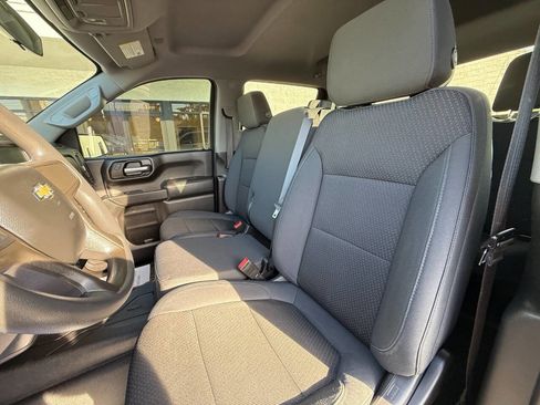 Used 2019 Chevrolet Silverado 1500 Custom w/ Custom Convenience Package image 15