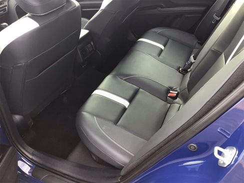 Used 2025 Toyota Camry SE image 10