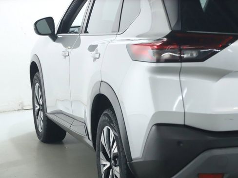 Used 2022 Nissan Rogue SV AWD/4WD image 42