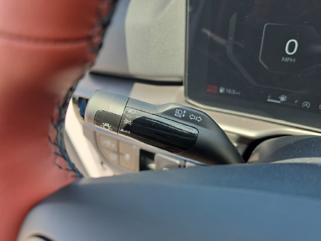 New 2026 Kia Sportage SX FWD image 21