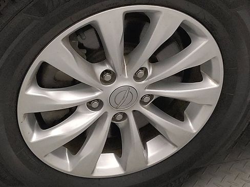 Used 2018 Chrysler Pacifica Touring-L w/ Premium Audio Group FWD image 31