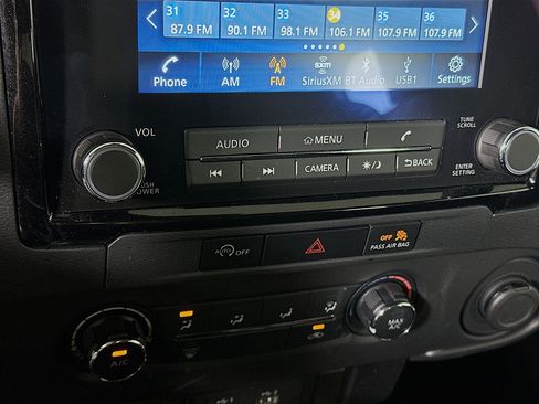 Used 2024 Nissan Frontier SV w/ Technology Package image 22