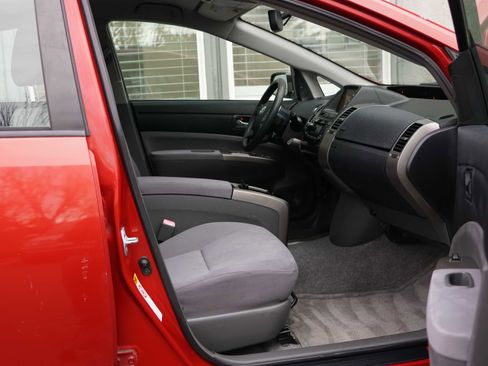Used 2009 Toyota Prius Touring FWD image 34