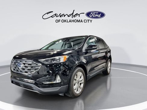 Used 2023 Ford Edge Titanium w/ Equipment Group 301A AWD/4WD image 4