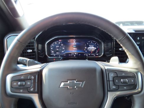 Used 2025 Chevrolet Silverado 1500 RST AWD/4WD image 22