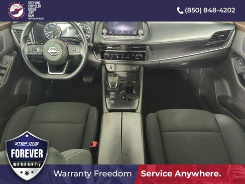 Used 2023 Nissan Rogue S FWD image 14