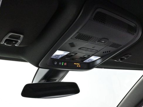 Certified 2025 Cadillac XT5 Premium Luxury image 29