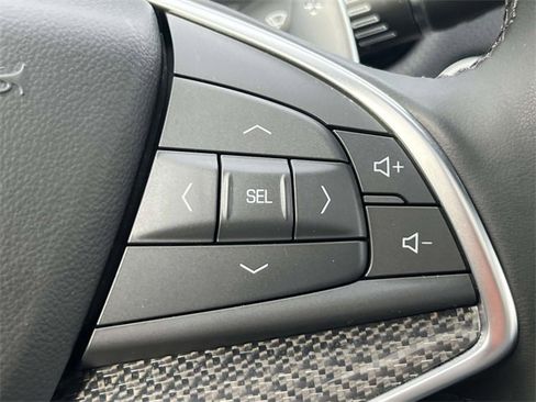 Used 2025 Cadillac XT5 Sportv w/ Technology Package image 22