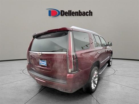 Used 2020 Cadillac Escalade Luxury image 5