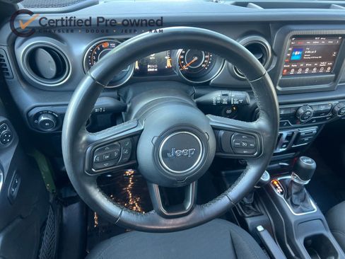 Certified 2021 Jeep Wrangler Sport AWD/4WD image 15
