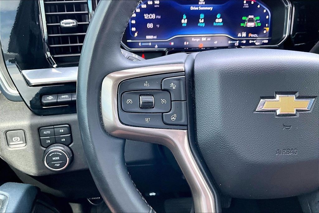 Used 2024 Chevrolet Silverado 3500 High Country w/ Technology Package AWD/4WD image 12