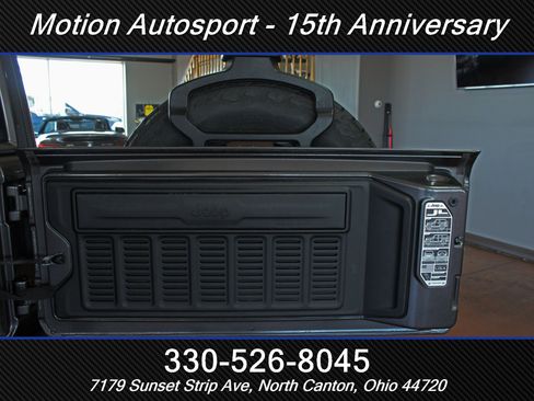Used 2021 Jeep Wrangler Unlimited Sahara w/ Uconnect 4C Nav & Sound Group AWD/4WD image 12