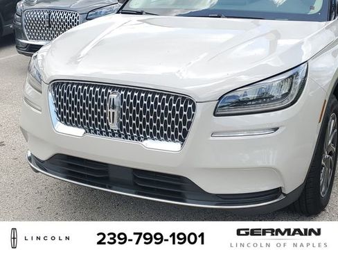 Certified 2021 Lincoln Corsair FWD image 13