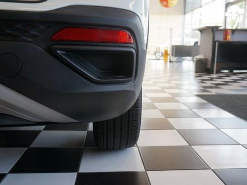 Certified 2025 Volkswagen Taos S image 85