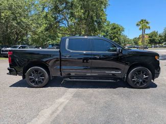 Used 2023 Chevrolet Silverado 1500 High Country w/ Technology Package AWD/4WD video 2
