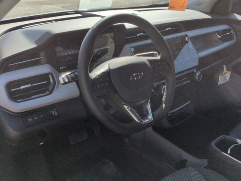 New 2027 Chevrolet Bolt LT w/ Comfort Package image 11