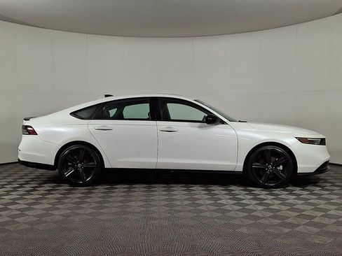 Used 2023 Honda Accord Sport image 10